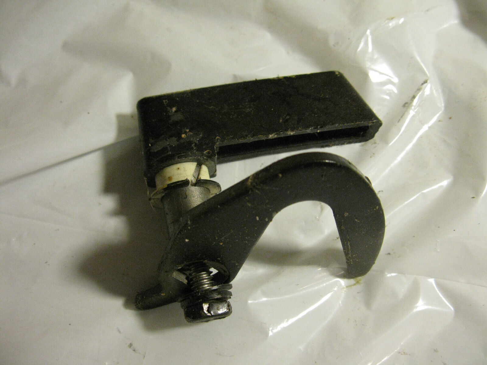 (image for) hood cowl latch Gamefisher 15 outboard - Click Image to Close