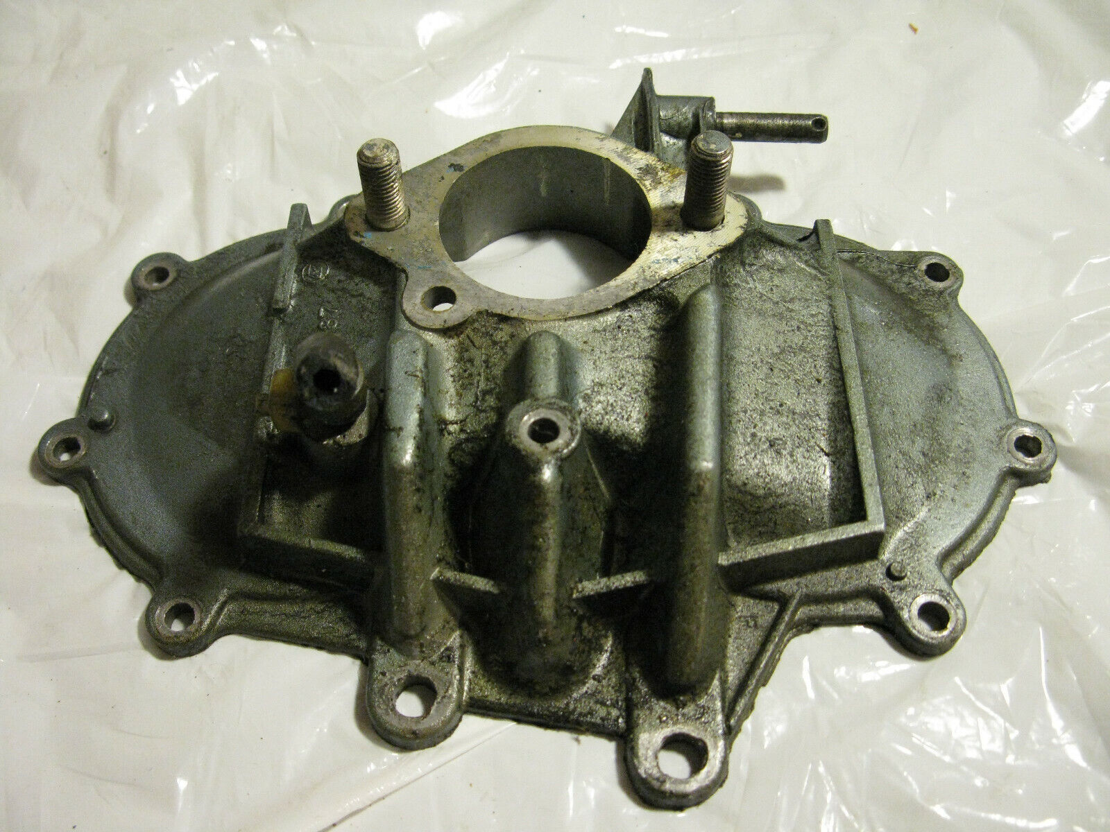 (image for)  1976 40 hp 40655 evinrude outboard intake - Click Image to Close