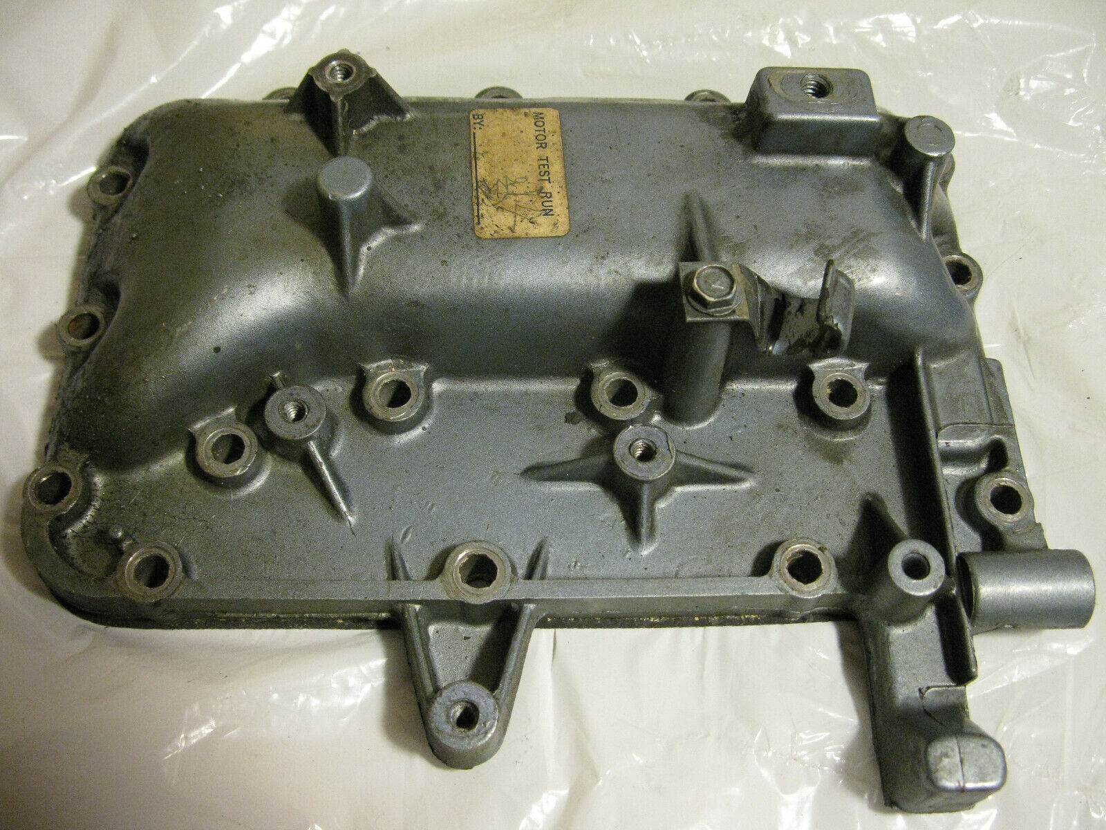 (image for)  1976 40 hp 40655 evinrude outboard exhaust cover - Click Image to Close