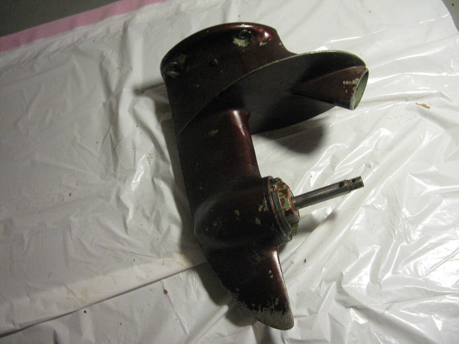 (image for) 375695 Antique green Johnson TN-26 lower unit outboard tn26 - Click Image to Close