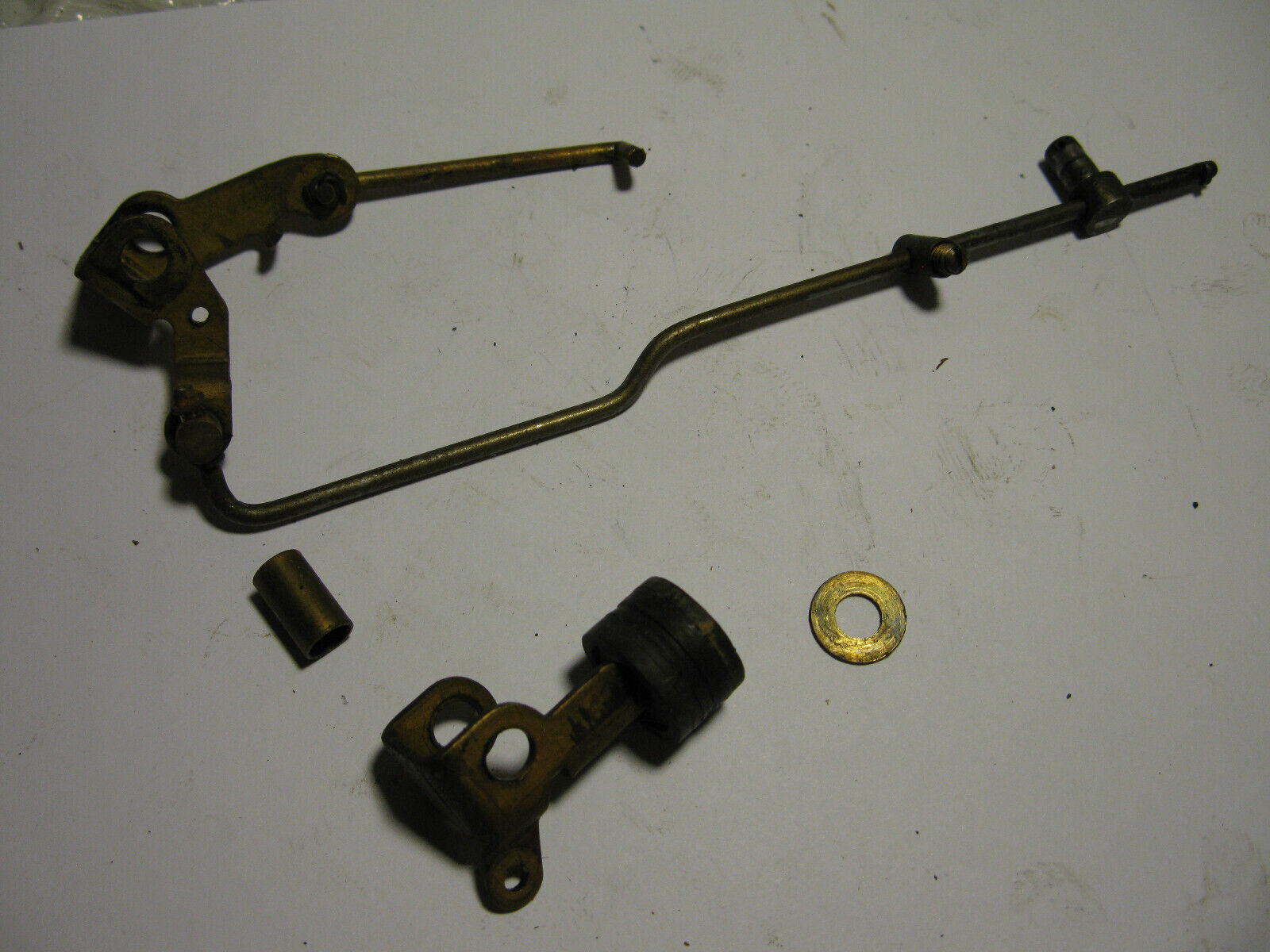 (image for) carburetor throttle lever roller link 1950s Johnson RDE-19M outboard rde-19 - Click Image to Close