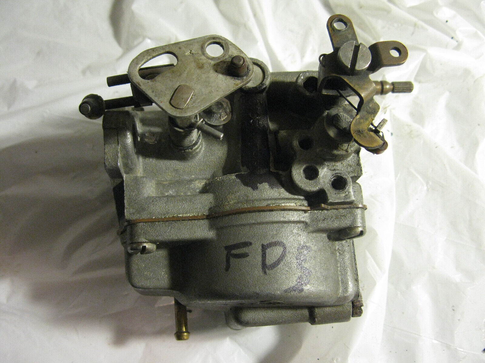 (image for) 1960s carburetor 313355 Johnson FD outboard 18 20 hp - Click Image to Close