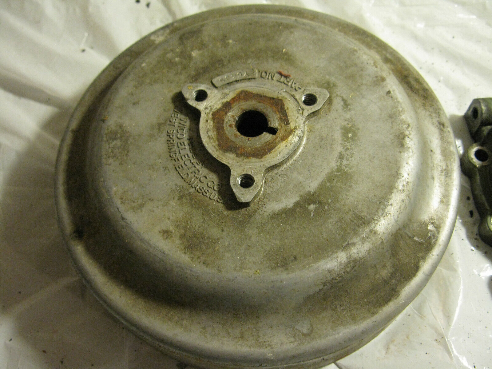 (image for) P5437 flywheel Elgin 401-11883 outboard motor - Click Image to Close