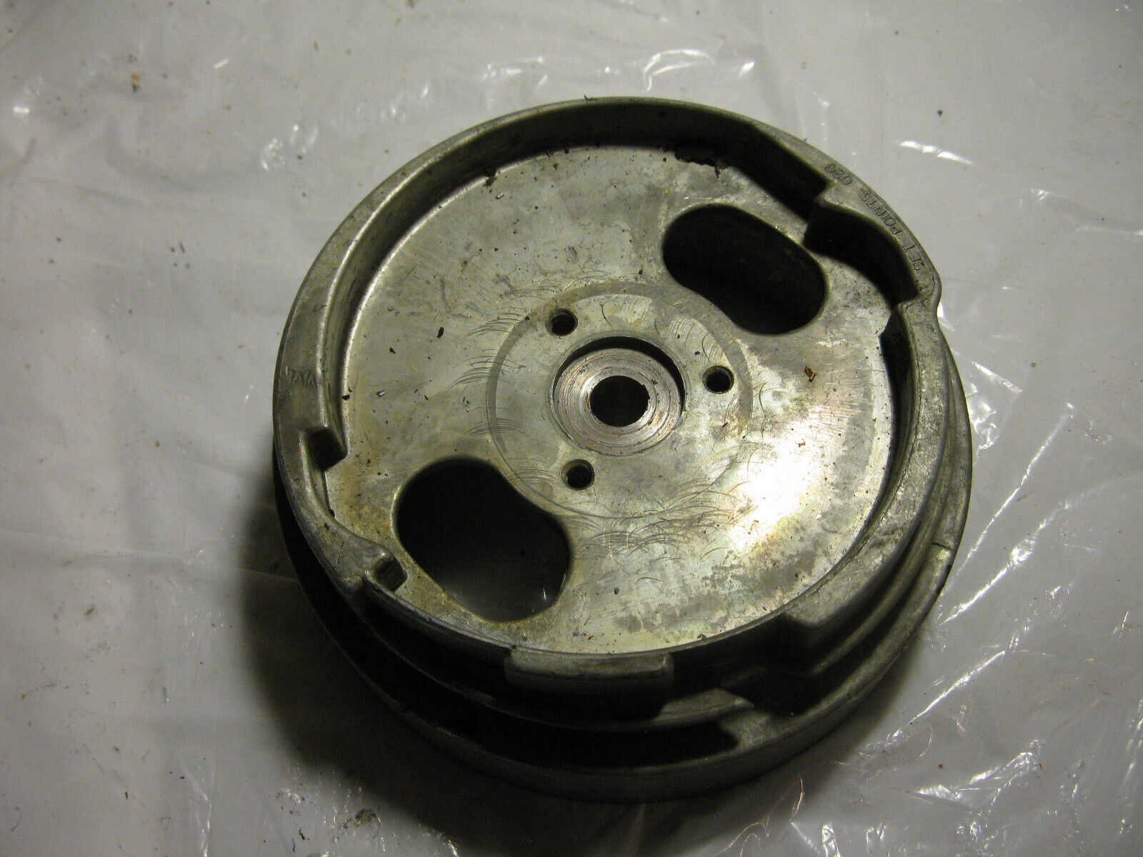 (image for) flywheel Yachtwin 3433C Evinrude outboard motor 3433 - Click Image to Close