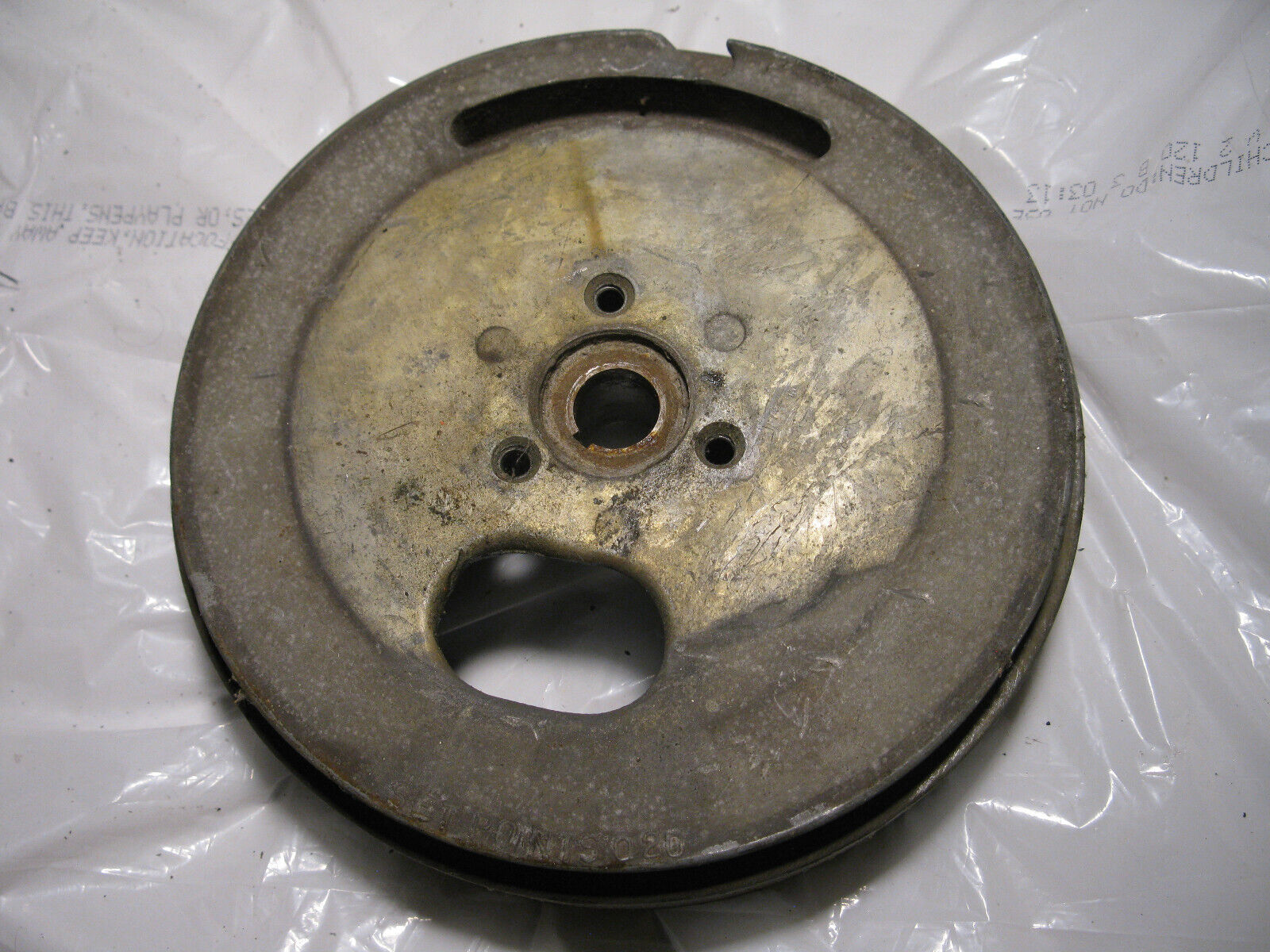 (image for) Evinrude Johnson Gale 580107 580150 flywheel outboard - Click Image to Close