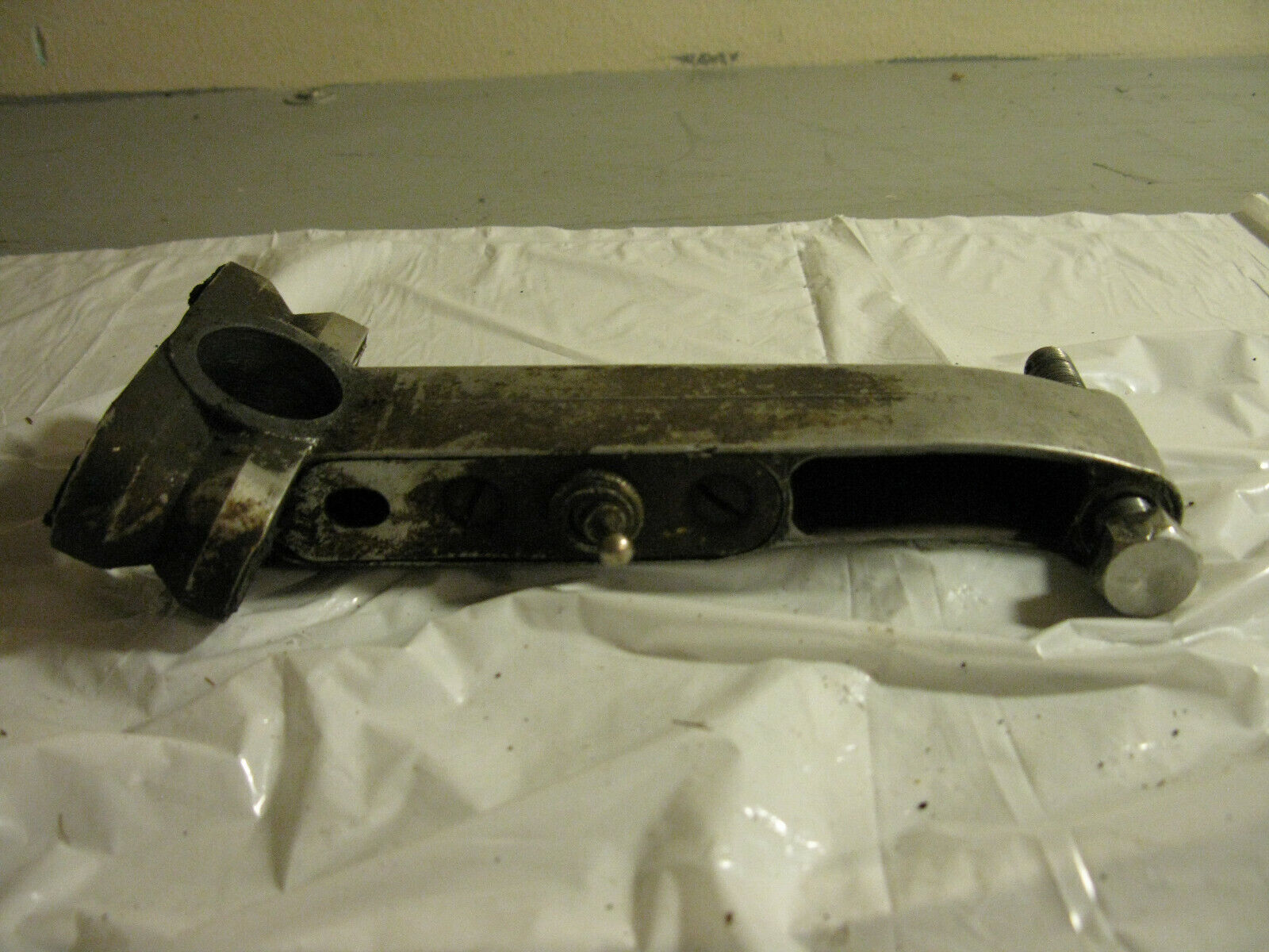 (image for) Mount bracket 1930s Antique Bendix Eclipse outboard motor - Click Image to Close