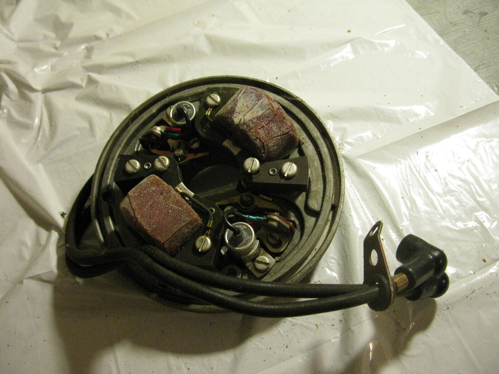 (image for) 1950s Johnson 5.5 hp model CD-12 or fisherman ignition plate 303470 - Click Image to Close