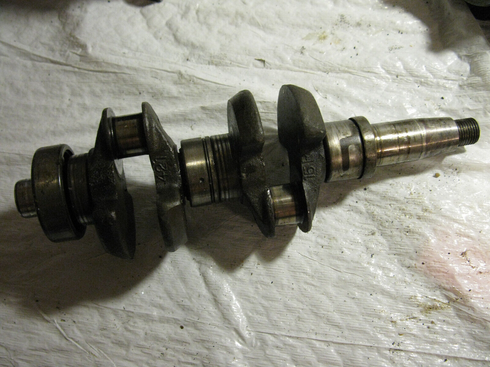 (image for) crankshaft 9.9 hp E10RLCOM E15RLCOB Evinrude outboard 15 - Click Image to Close