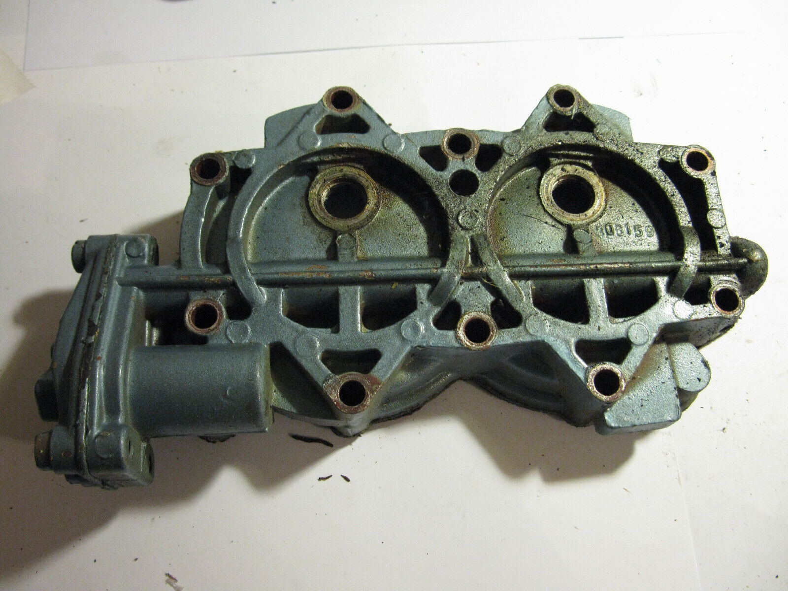 (image for) cylinder head Evinrude model 10020 outboard motor - Click Image to Close