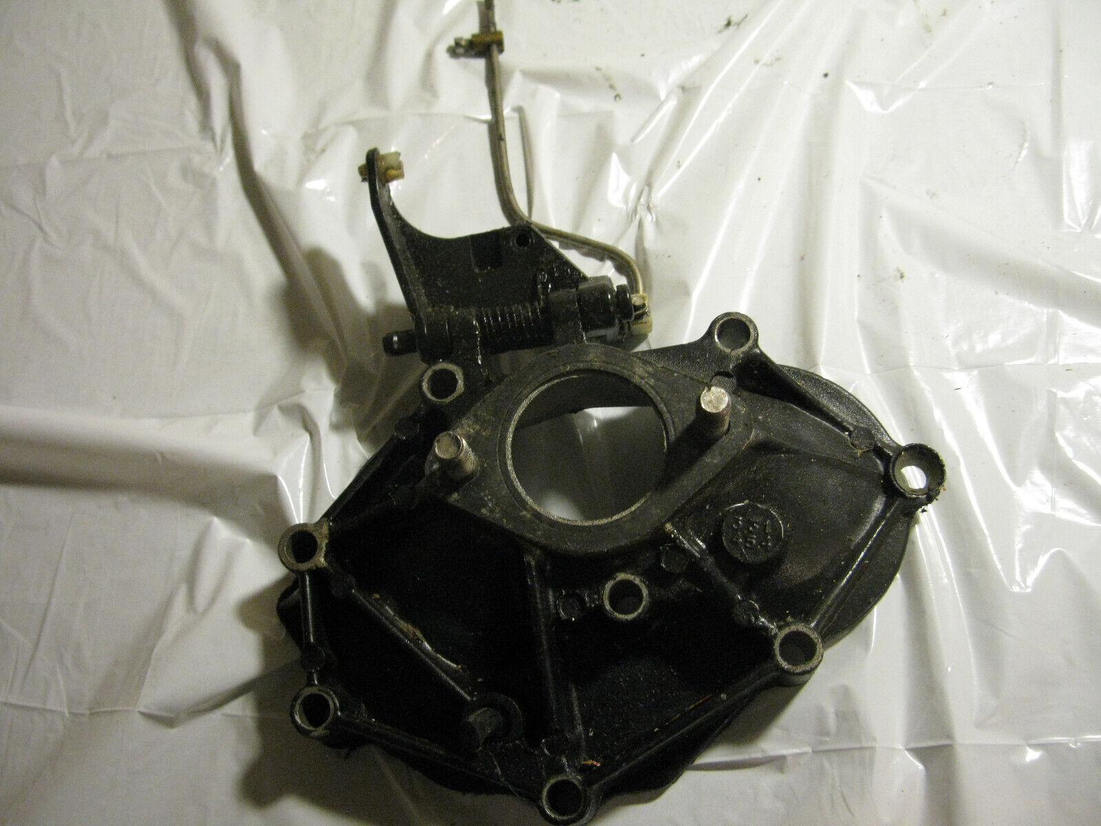 (image for) intake manifold Evinrude 28 hp outboard motor E28ESLCUC e28esl - Click Image to Close