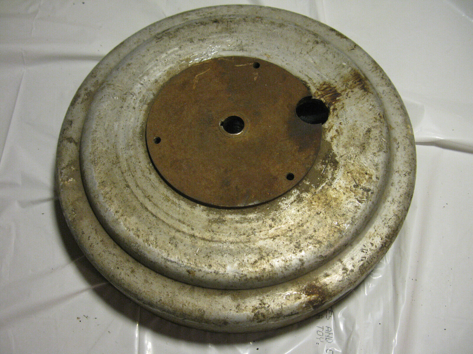 (image for) Antique 1920s cast iron Johnson outboard flywheel - Click Image to Close