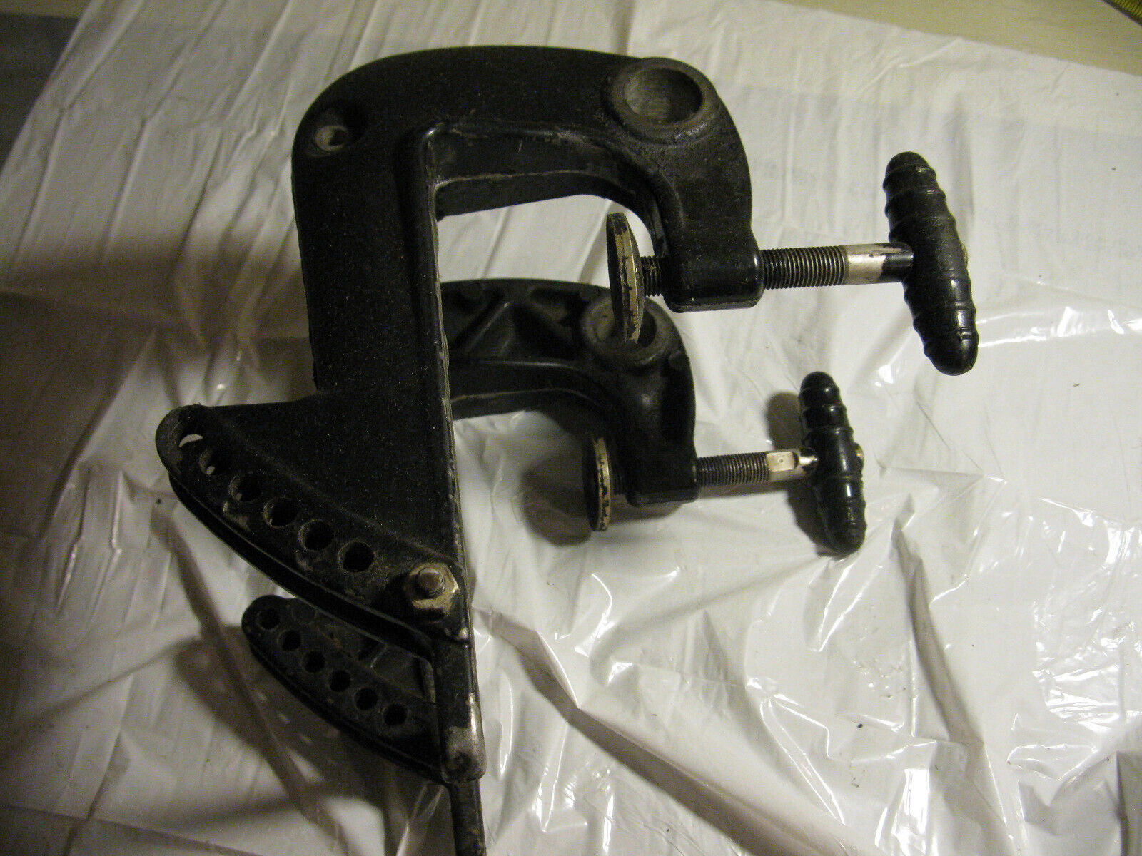 (image for) transom clamp Mercury 4 hp outboard 3.9 - Click Image to Close