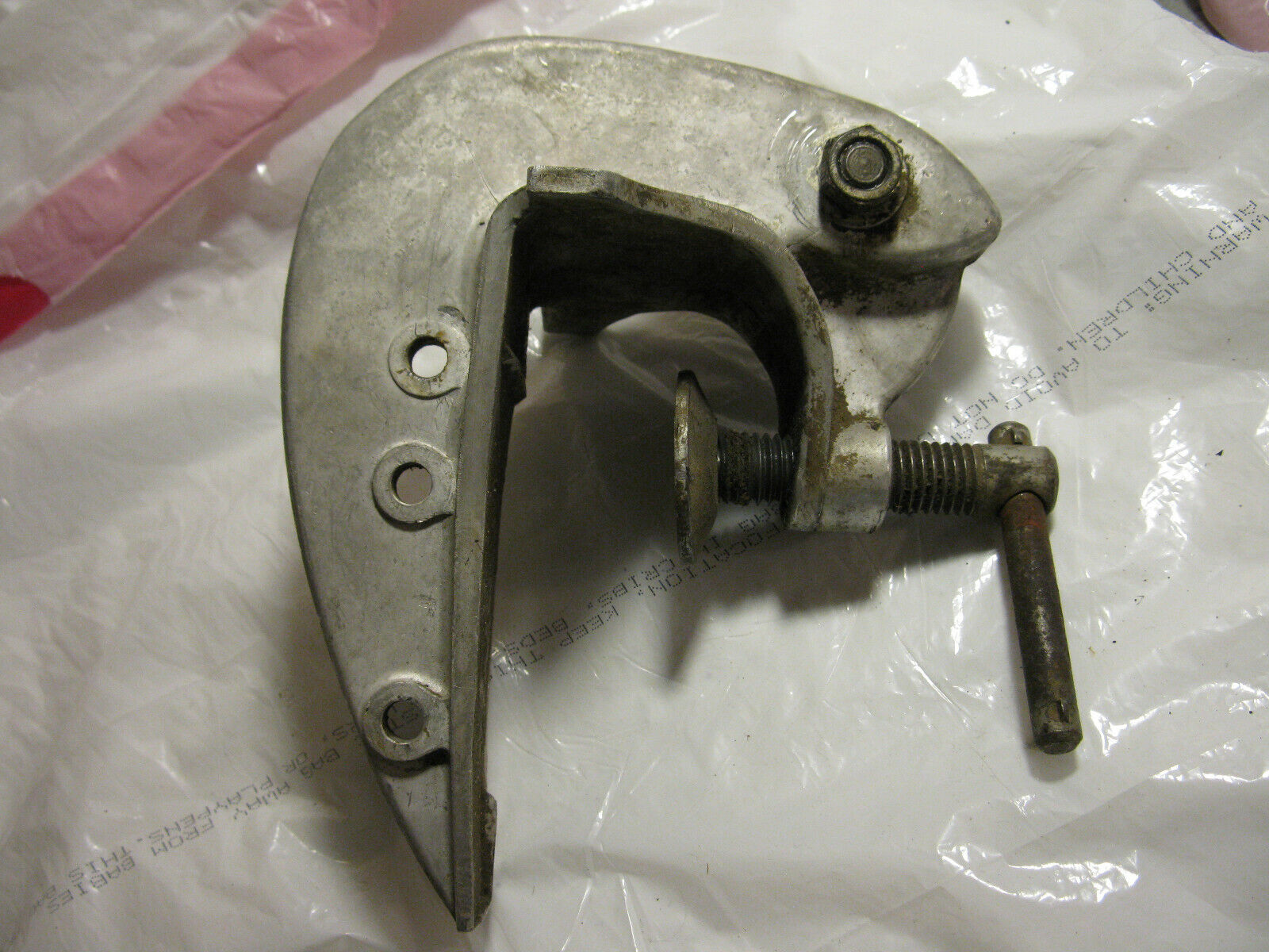 (image for) transom clamp 1940 Evinrude Sportsman 4348 outboard motor - Click Image to Close