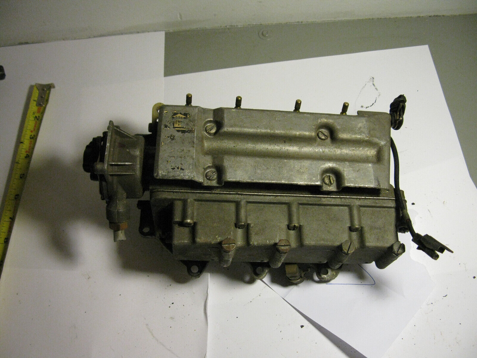 (image for) carburetor OLD 2 cycle V4 blue Evinrude Starflite S90 outboard - Click Image to Close