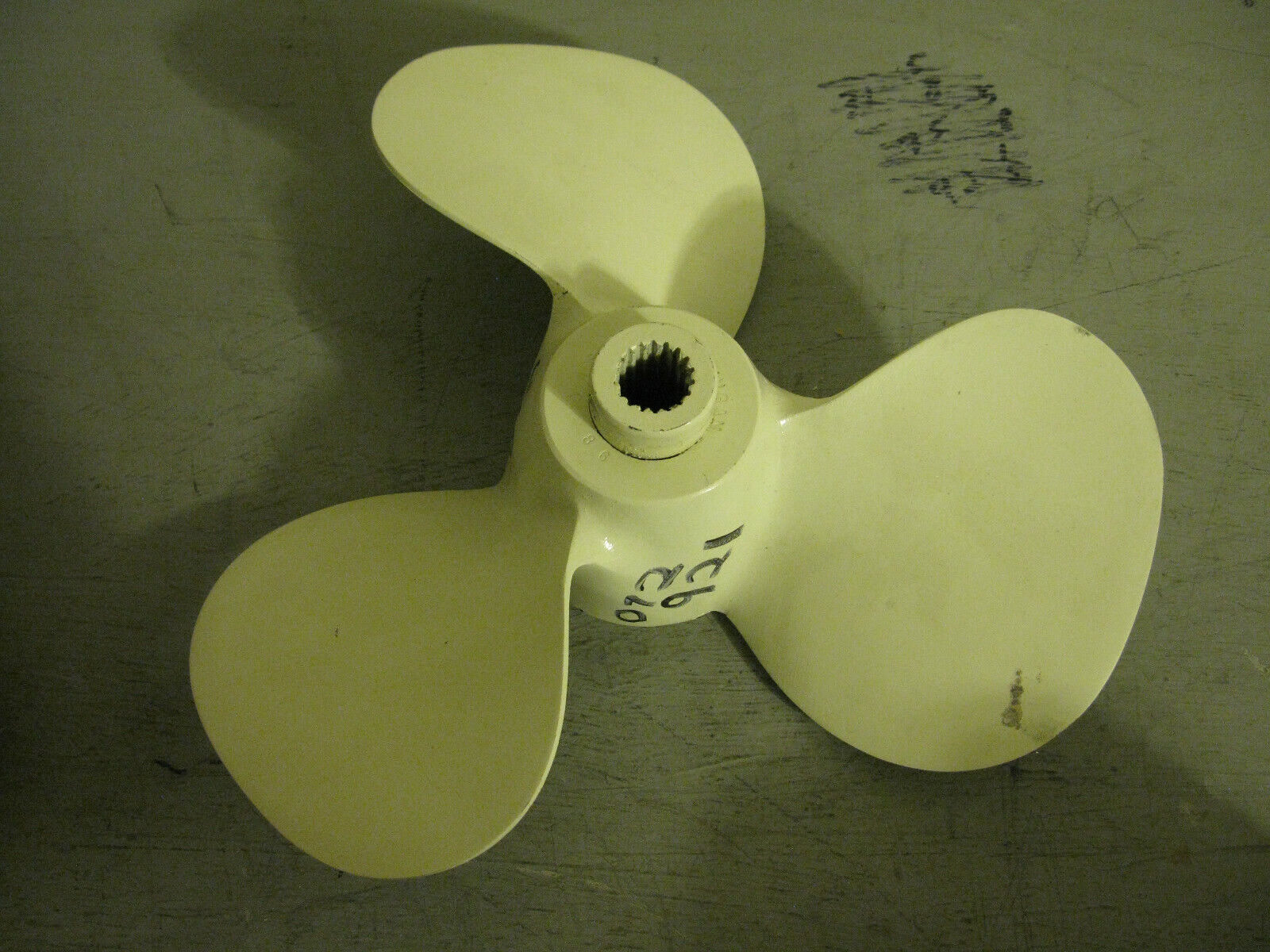 (image for)  13 x 14 1966 1967 Chyrsler 105 hp 072921 smc86 outboard propeller - Click Image to Close