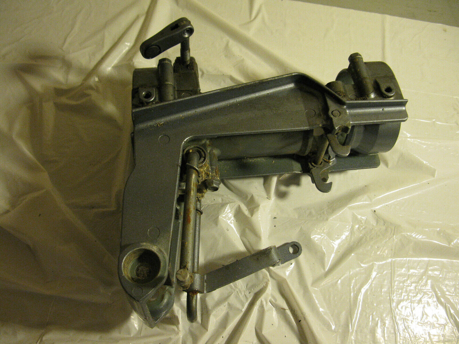 (image for) mount bracket Yamaha 3 hp 6L5 3LD 6L5L outboard motor - Click Image to Close