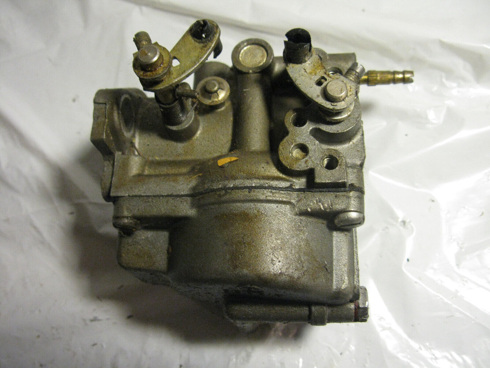 (image for) ONE triple carburetor 315082 D2 313355 OLD 55 2 cycle outboard johnson evinrude - Click Image to Close