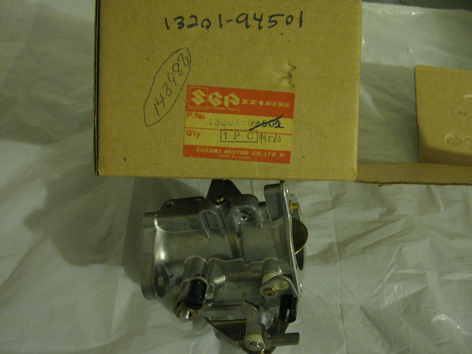 (image for) Suzuki carburetor 13201-94501 13201-94500 13201-94502 - Click Image to Close