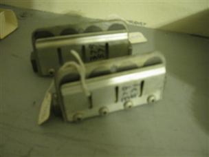 (image for) 2 leaf valves omc 379571 johnson evinrude 