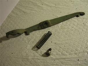 (image for) arm + screw bolt 1950s Johnson RD-15 outboard green 