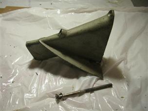 (image for) Lower unit fin 1950s Evinrude Fleetwin 4447 4434 outboard motor 7.5 hp