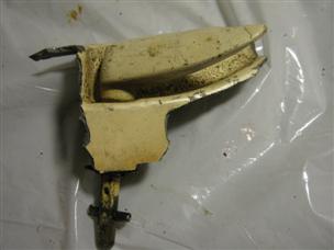 (image for) hood cowl latch white antique 1960s Mercury 6 hp outboard motor