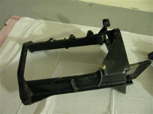 (image for) bracket mount Mercury 20 hp outboard motor