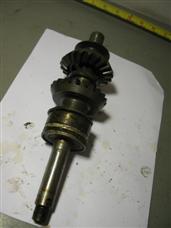 (image for) lower unit gear propeller shaft 1950s green RD-14 Seahorse outboard